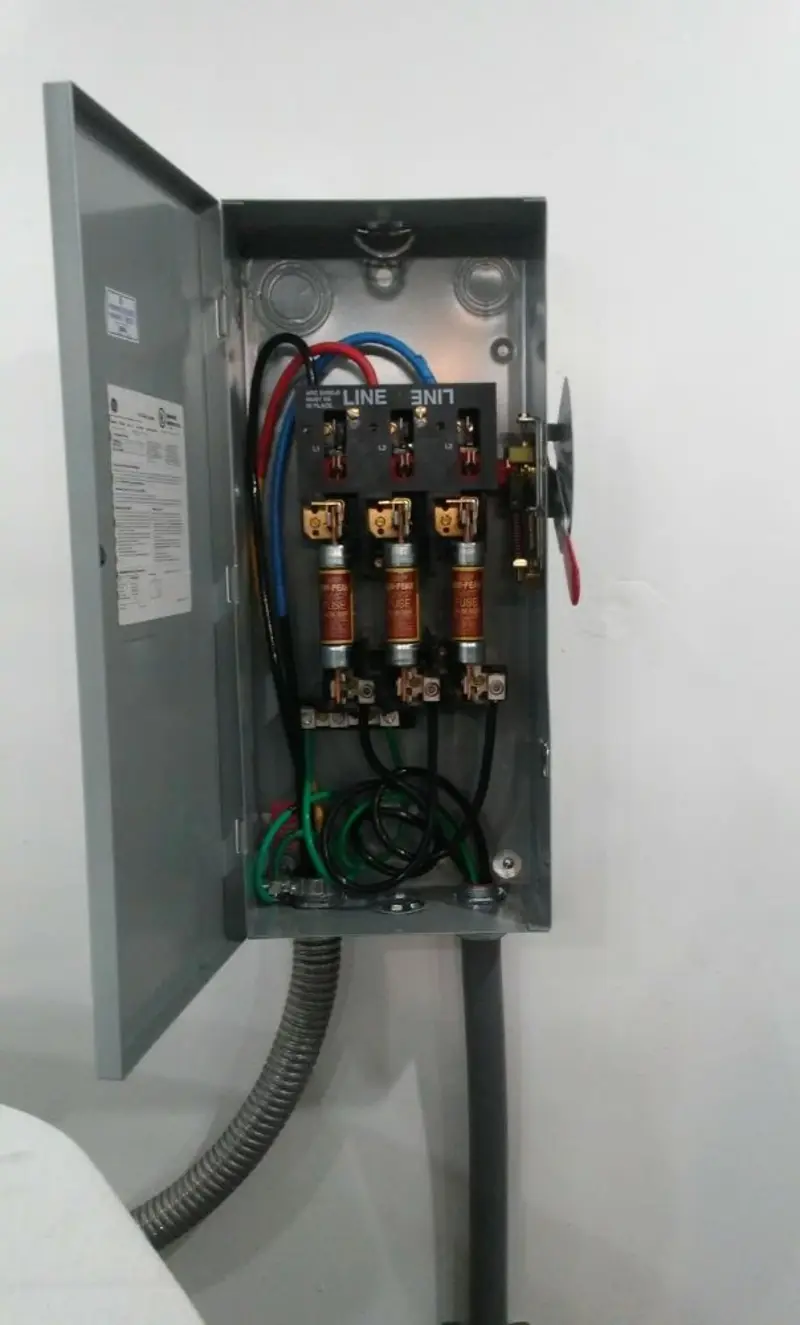 Three-phase disconnect switch installed for Electrical Wiring & Rewiring in The Colony